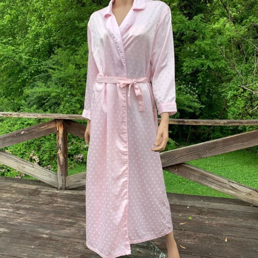 Sexy & cozy Victoria's Secret Pink "Silk" Robe